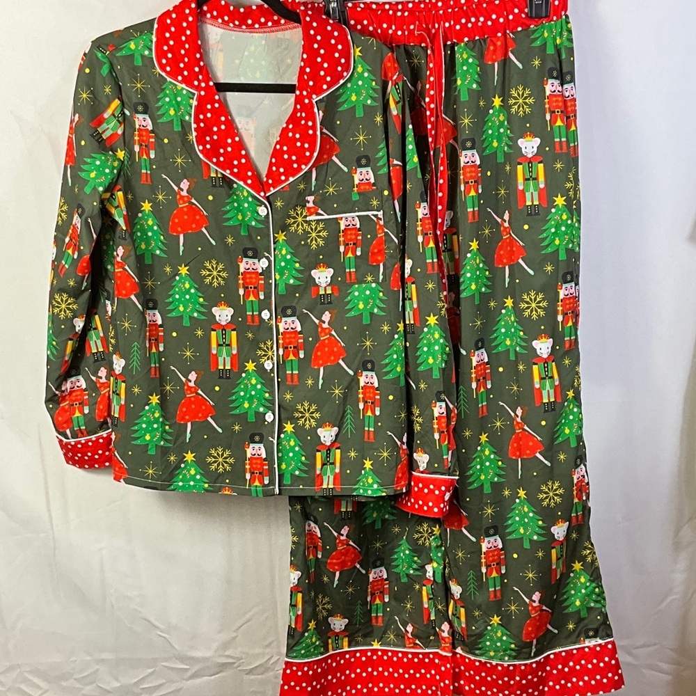 Holiday Christmas Two Piece Pajama Set Wide Leg Drawstring andPockets Size Large